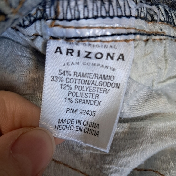 Arizona Jeans Co Girls Size 10 Blue Jeans Stretch Cargo Pockets - Picture 11 of 11